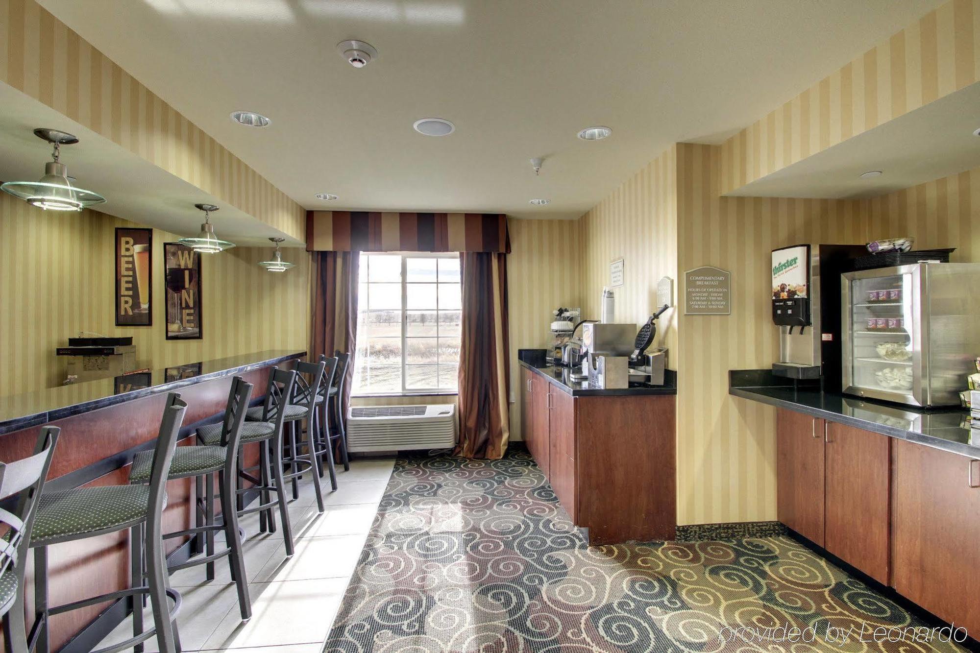 Cobblestone Hotel - Wayne Eksteriør bilde